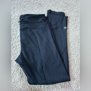 Lululemon cropped leggings size 2 black